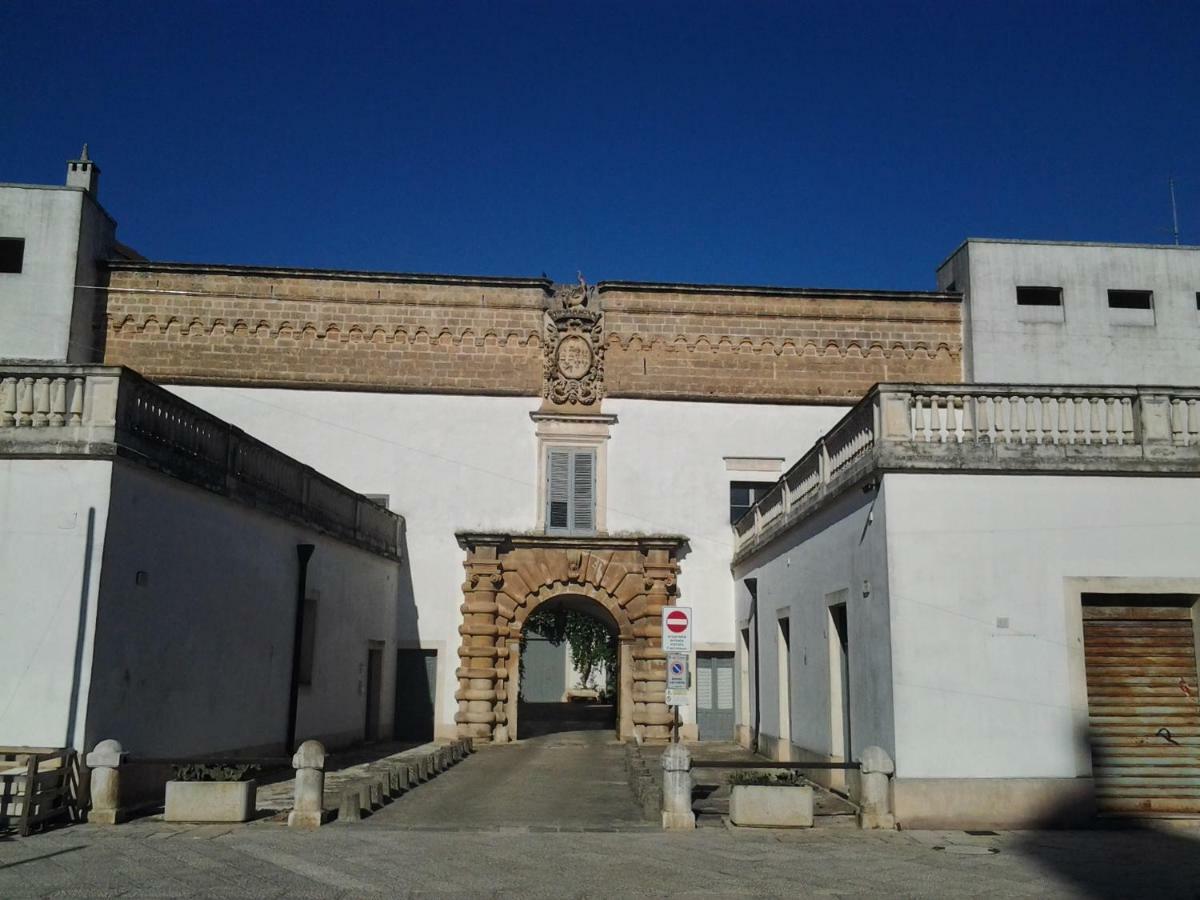 Casa Vacanza L'Aquilone Campi Salentina Exterior photo